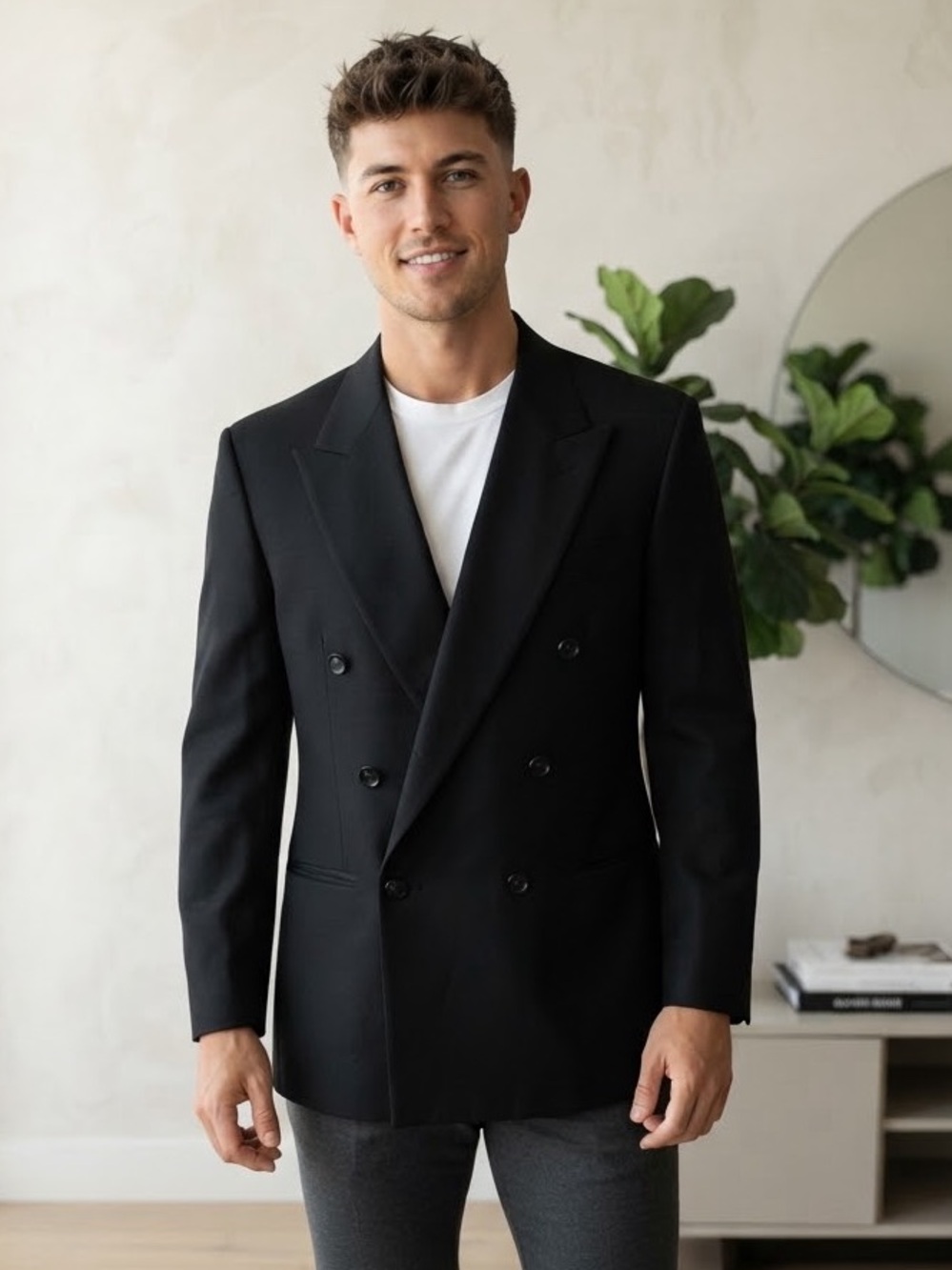 Givenchy Vintage Men's 42S Black Double Breasted Slim Fit Tuxedo Blazer Jacket